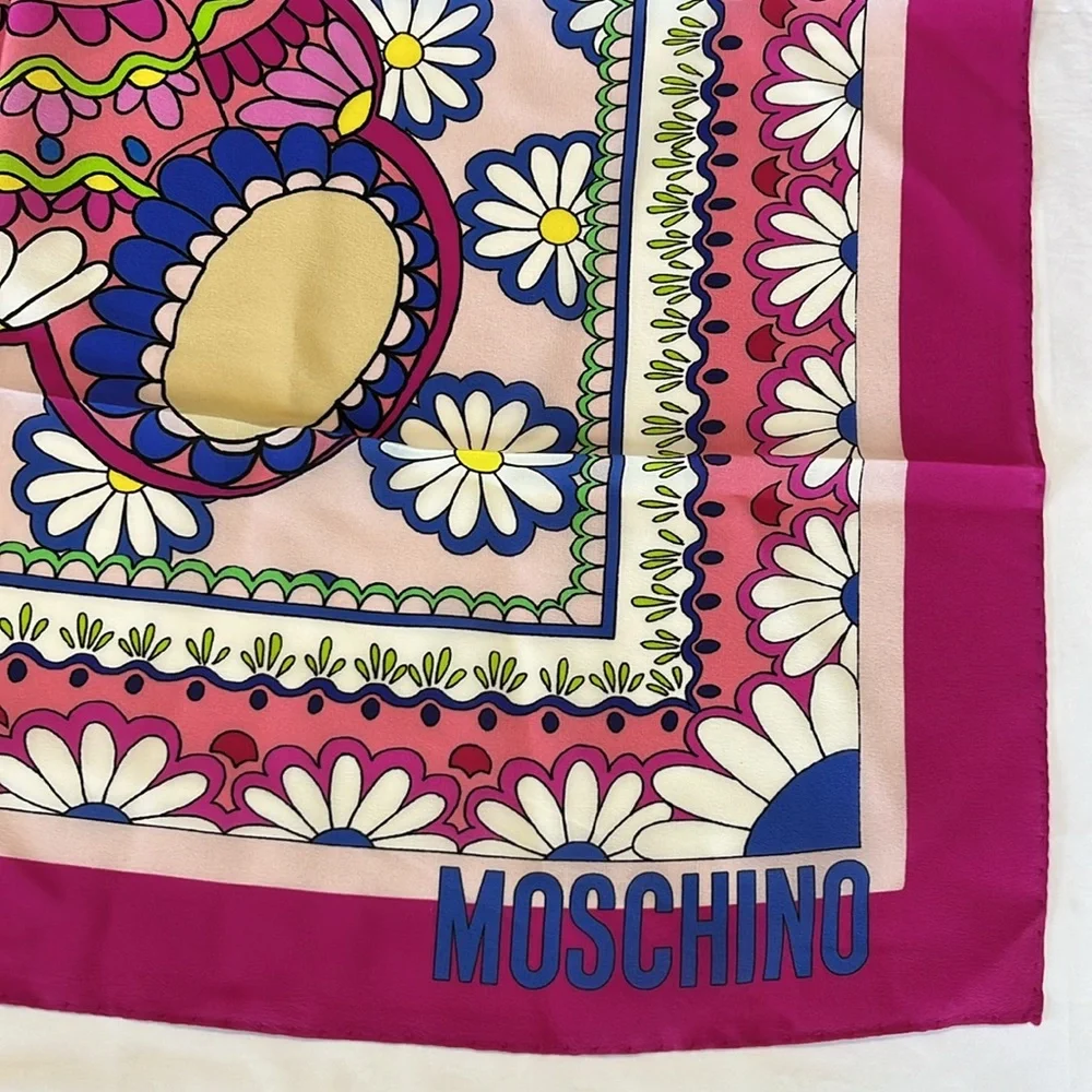 Moschino Silk Scarf Flowers Bear Bohemian Size 25inx25in Square NWT ITALY
